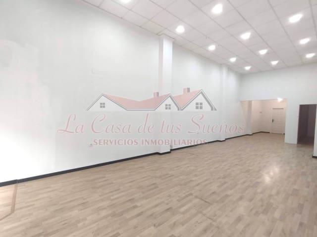 Kommersiell til salgs i Sax med svømmebasseng - € 130 000 (Ref: 9310497)