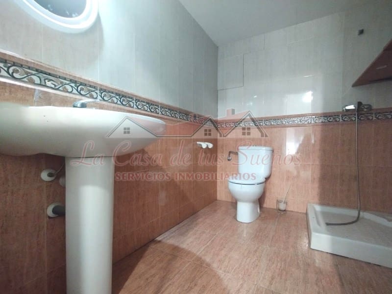 Erhverv til salg i Sax med swimmingpool - € 130.000 (Ref: 9310497)