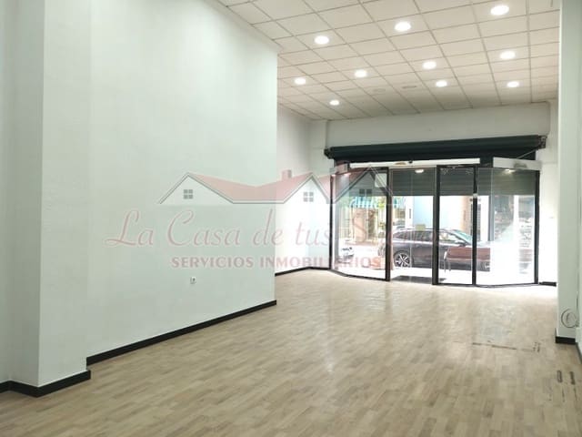 Kommersiell til salgs i Sax med svømmebasseng - € 130 000 (Ref: 9310497)