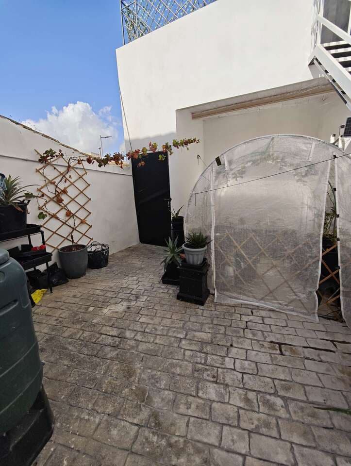 3 bedroom Townhouse for sale in Pinoso with pool - € 179,995 (Ref: 9312343)