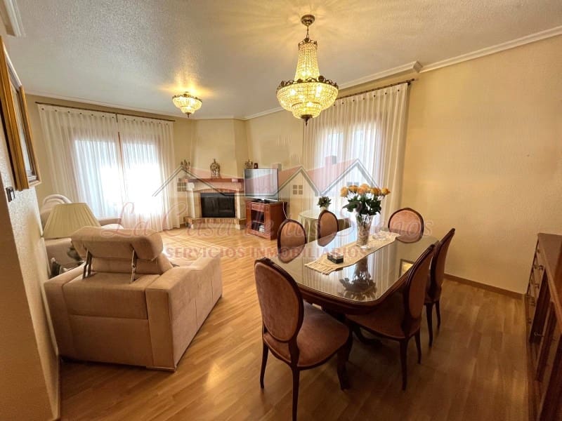 4 quarto Casa em Banda para venda em Sax com piscina - 260 000 € (Ref: 9317239)