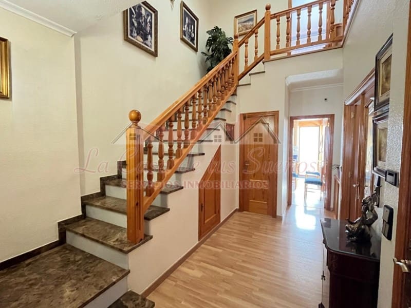 4 quarto Casa em Banda para venda em Sax com piscina - 260 000 € (Ref: 9317239)