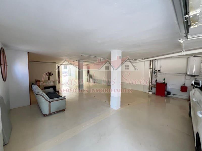 4 quarto Casa em Banda para venda em Sax com piscina - 260 000 € (Ref: 9317239)