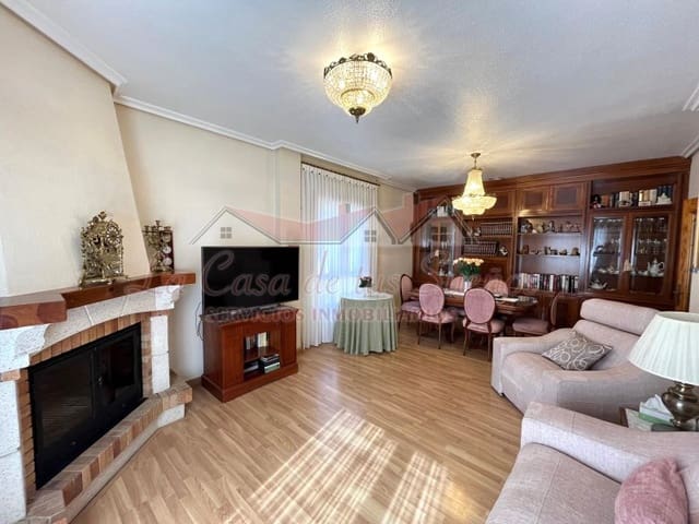 4 quarto Casa em Banda para venda em Sax com piscina - 260 000 € (Ref: 9317239)