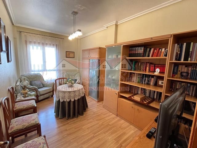 4 quarto Casa em Banda para venda em Sax com piscina - 260 000 € (Ref: 9317239)