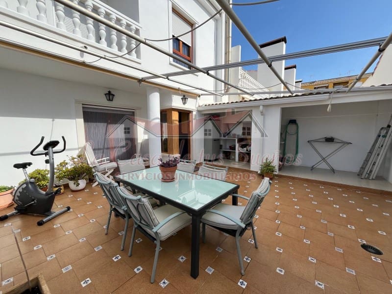 4 quarto Casa em Banda para venda em Sax com piscina - 260 000 € (Ref: 9317239)
