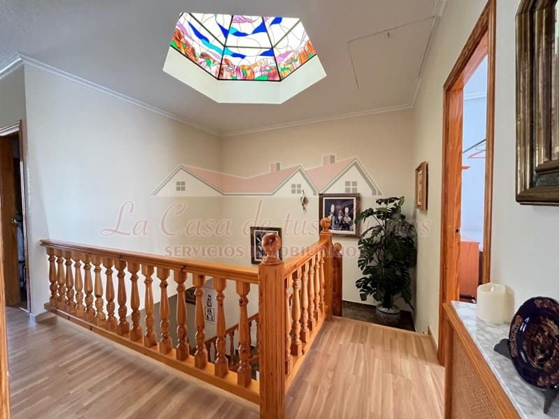 4 quarto Casa em Banda para venda em Sax com piscina - 260 000 € (Ref: 9317239)