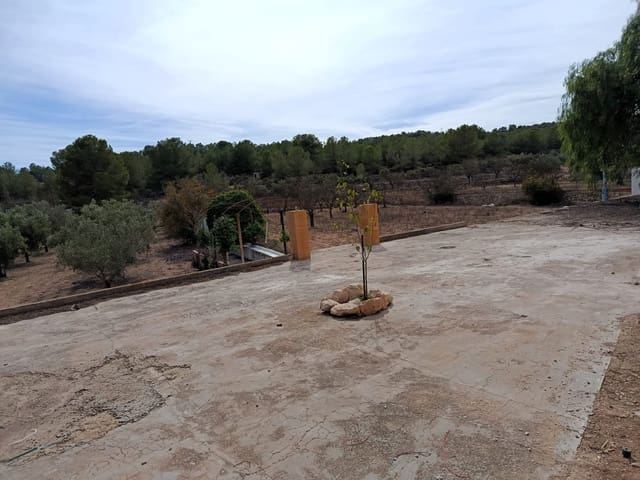 3 slaapkamer Finca/Landhuis te koop in Monóvar / Monóver met zwembad - € 180.000 (Ref: 9325998)
