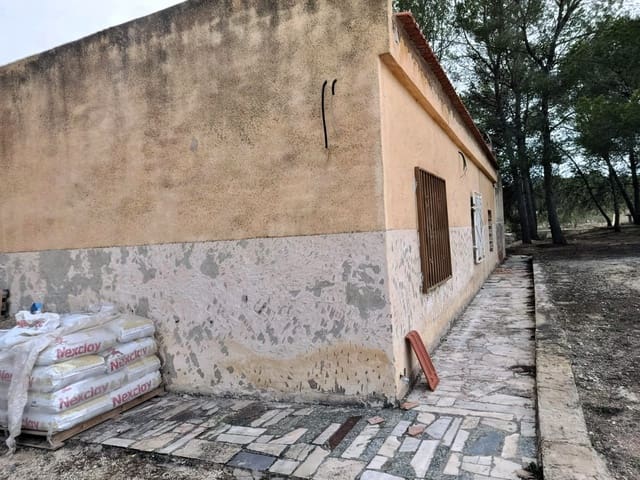 3 slaapkamer Finca/Landhuis te koop in Monóvar / Monóver met zwembad - € 180.000 (Ref: 9325998)