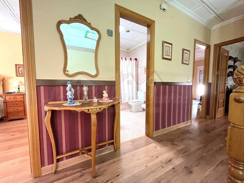 5 soverom Hus til salgs i Sax med svømmebasseng - € 262 500 (Ref: 9330166)