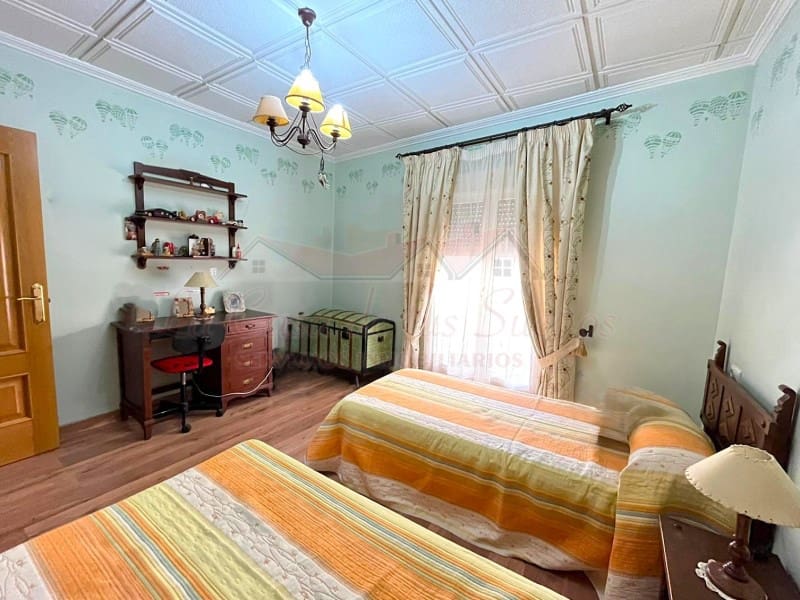 5 soverom Hus til salgs i Sax med svømmebasseng - € 262 500 (Ref: 9330166)