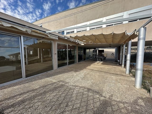 6 chambre Villa/Maison à vendre à Yecla avec piscine garage - 419 995 € (Ref: 9334399)