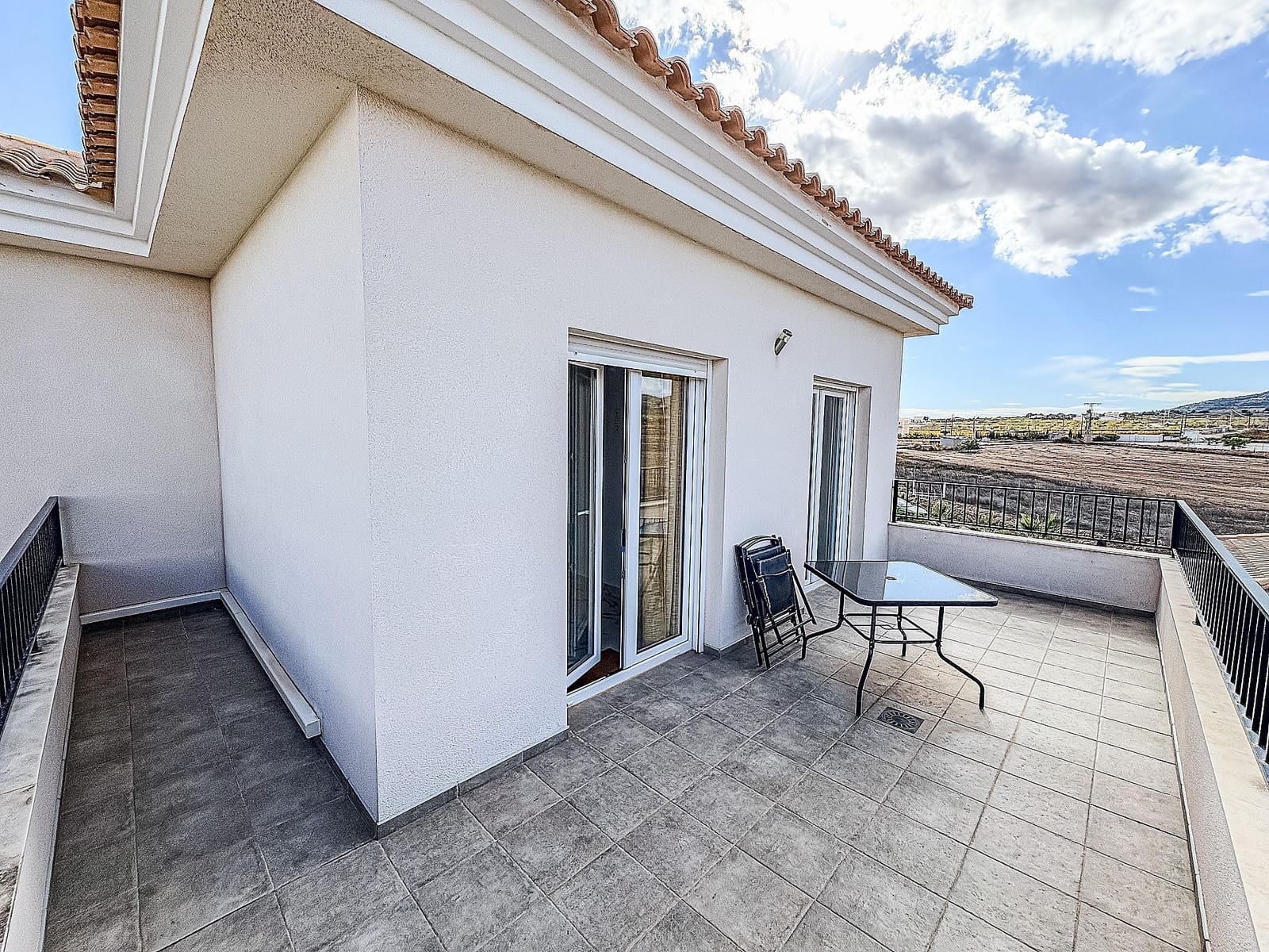 4 bedroom Villa for sale in Pinoso with pool garage - € 525,000 (Ref: 9340716)
