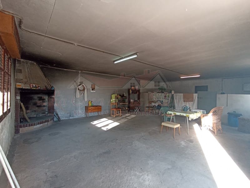 2 bedroom Finca/Country House for sale in Sax with pool - € 150,000 (Ref: 9341862)