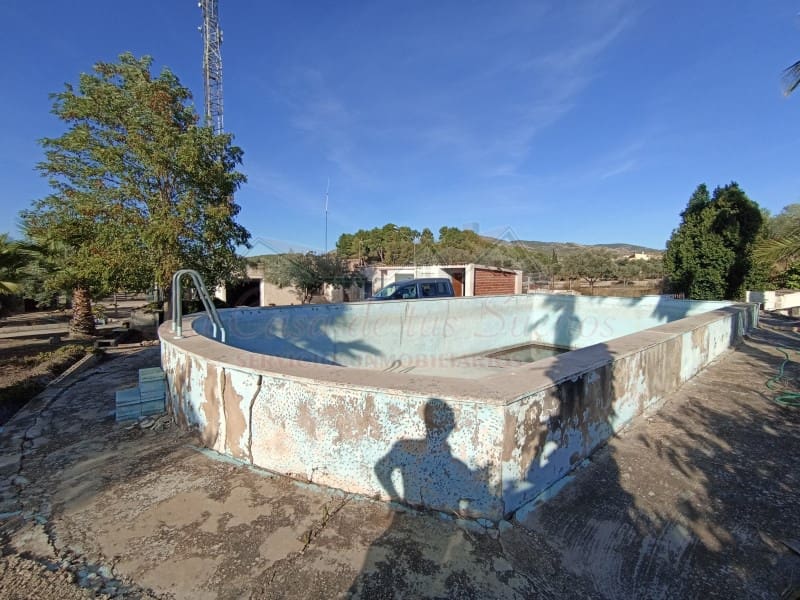 2 bedroom Finca/Country House for sale in Sax with pool - € 150,000 (Ref: 9341862)