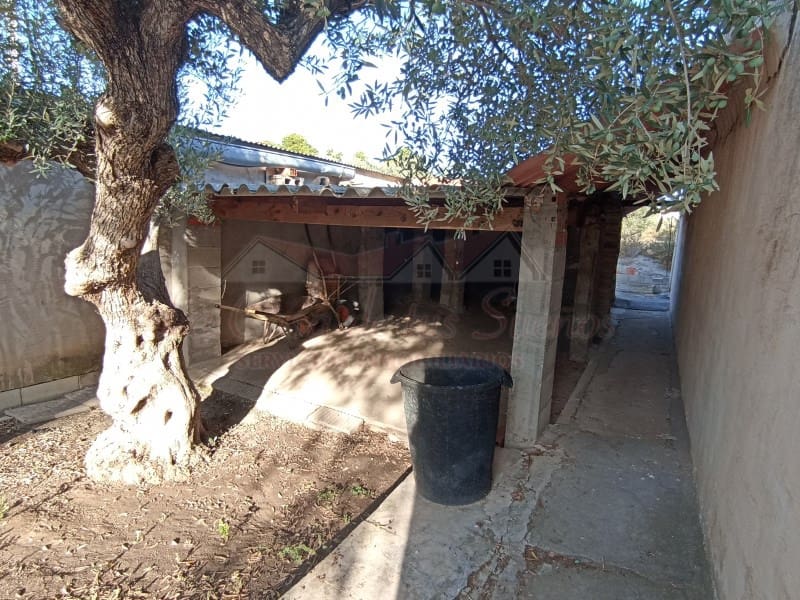 2 bedroom Finca/Country House for sale in Sax with pool - € 150,000 (Ref: 9341862)