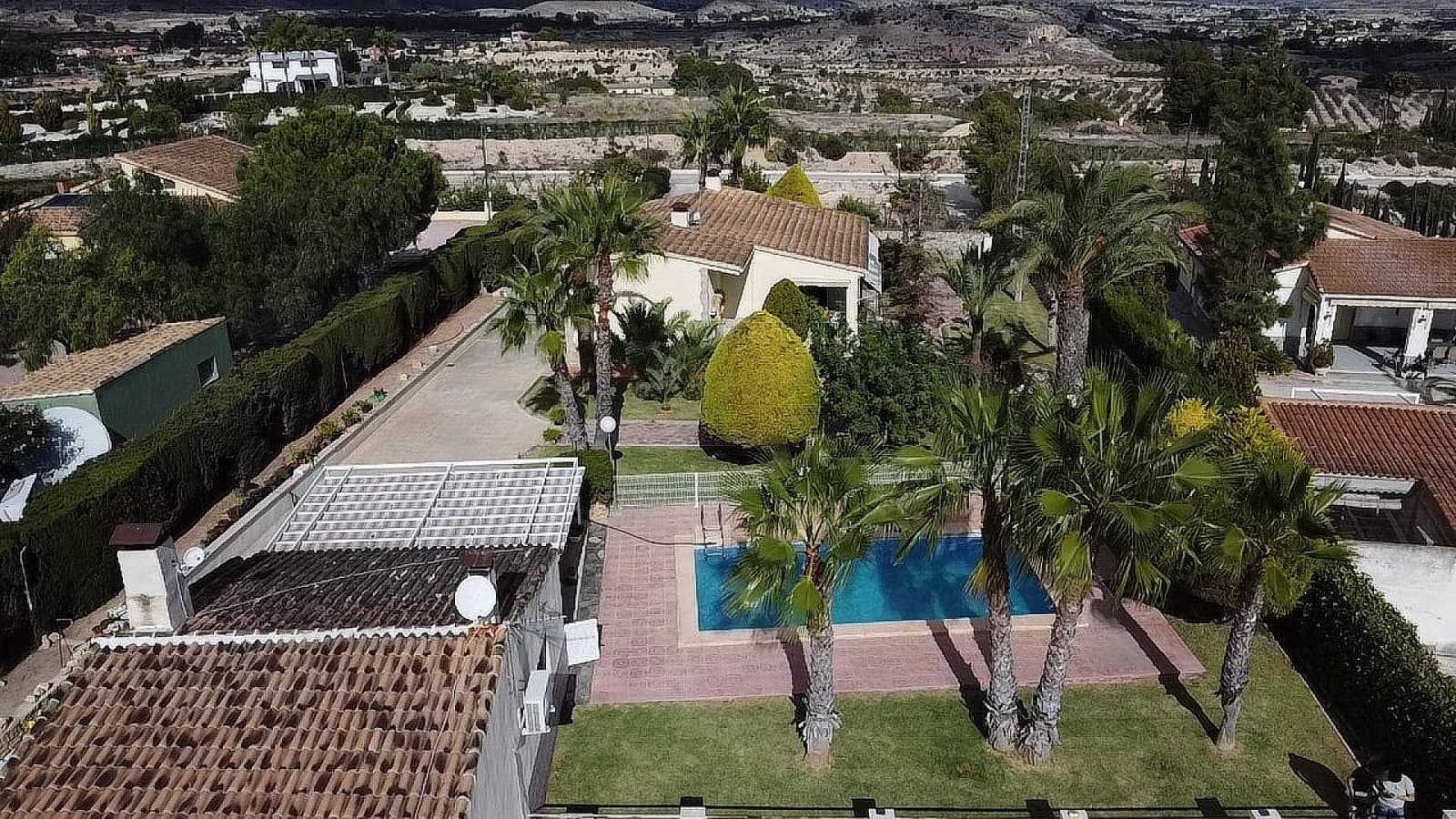 4 bedroom Villa for sale in Monovar / Monover with pool garage - € 618,000 (Ref: 9361964)