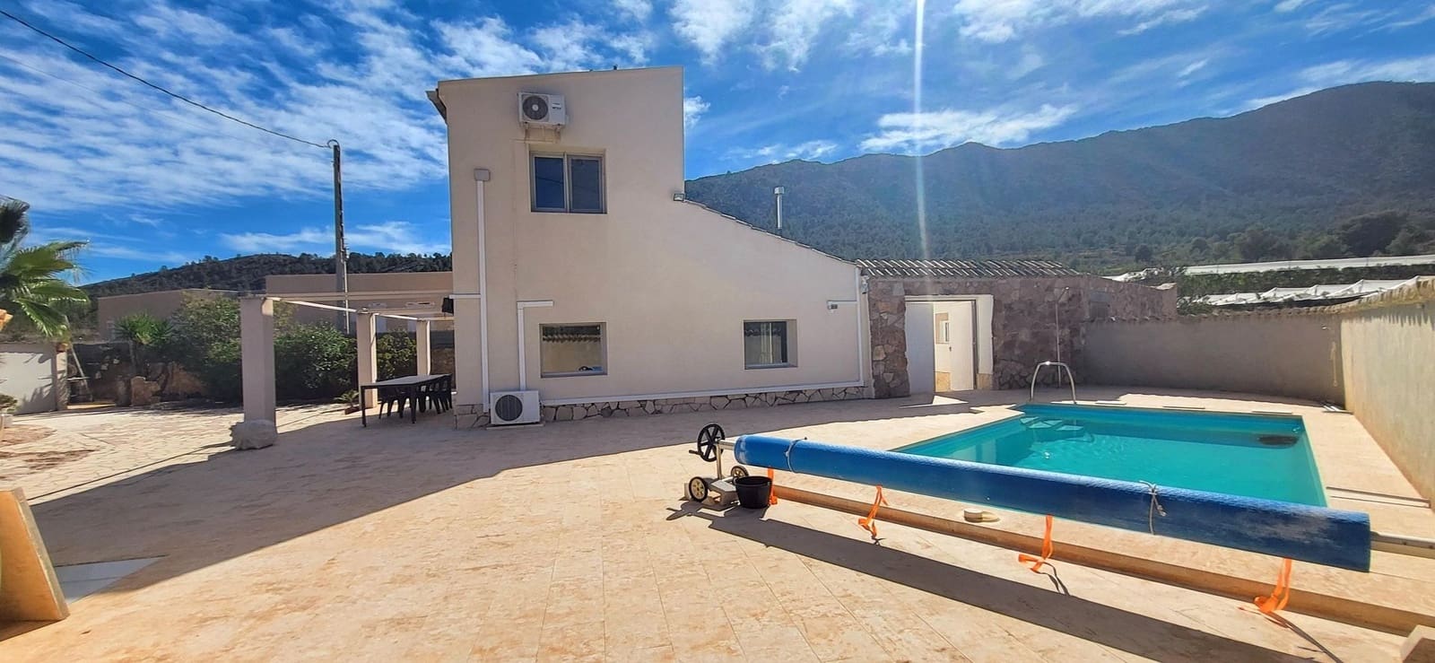 2 quarto Moradia para venda em La Romana com piscina garagem - 275 000 € (Ref: 9366972)