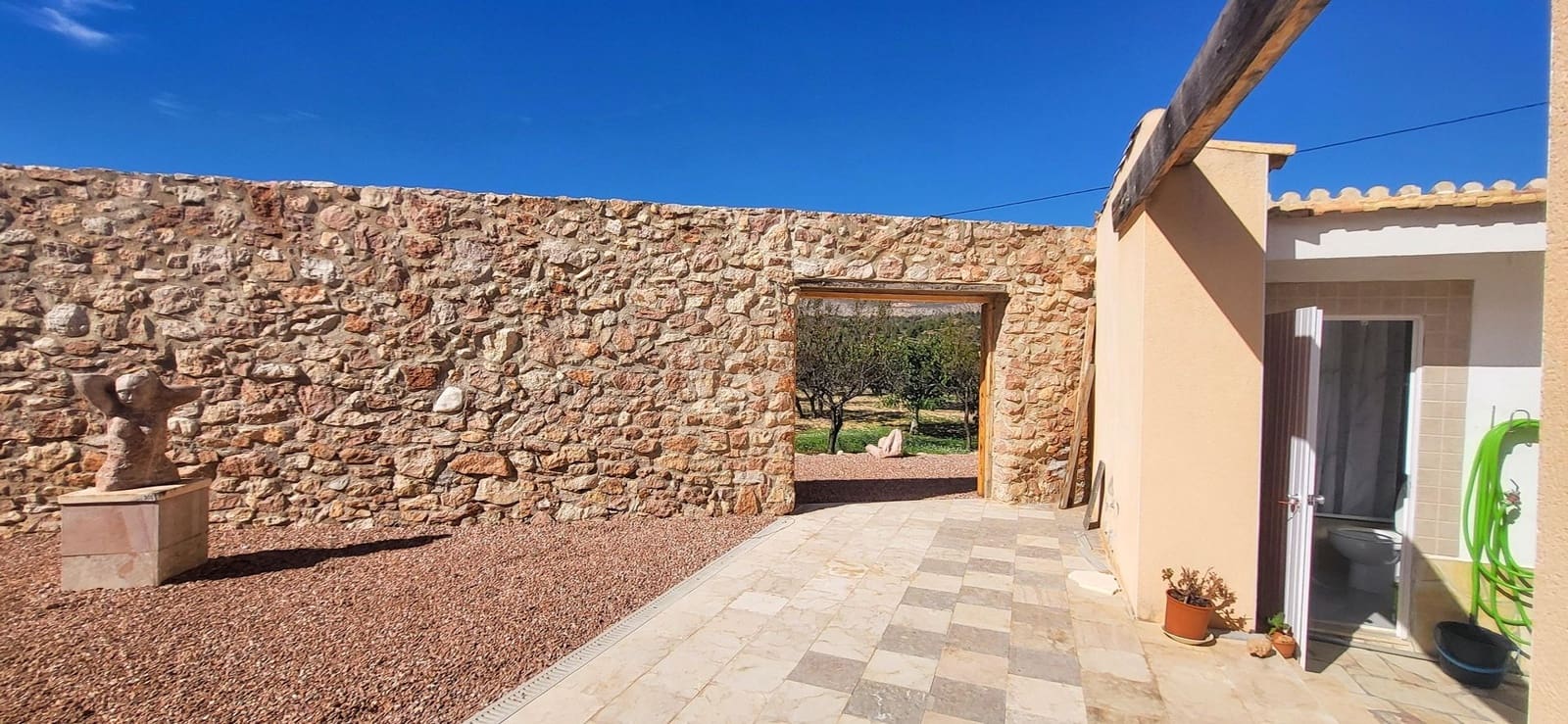 2 quarto Moradia para venda em La Romana com piscina garagem - 275 000 € (Ref: 9366972)