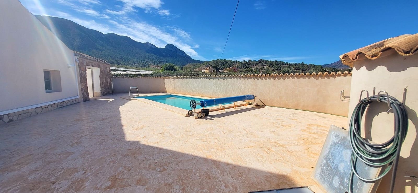 2 quarto Moradia para venda em La Romana com piscina garagem - 275 000 € (Ref: 9366972)