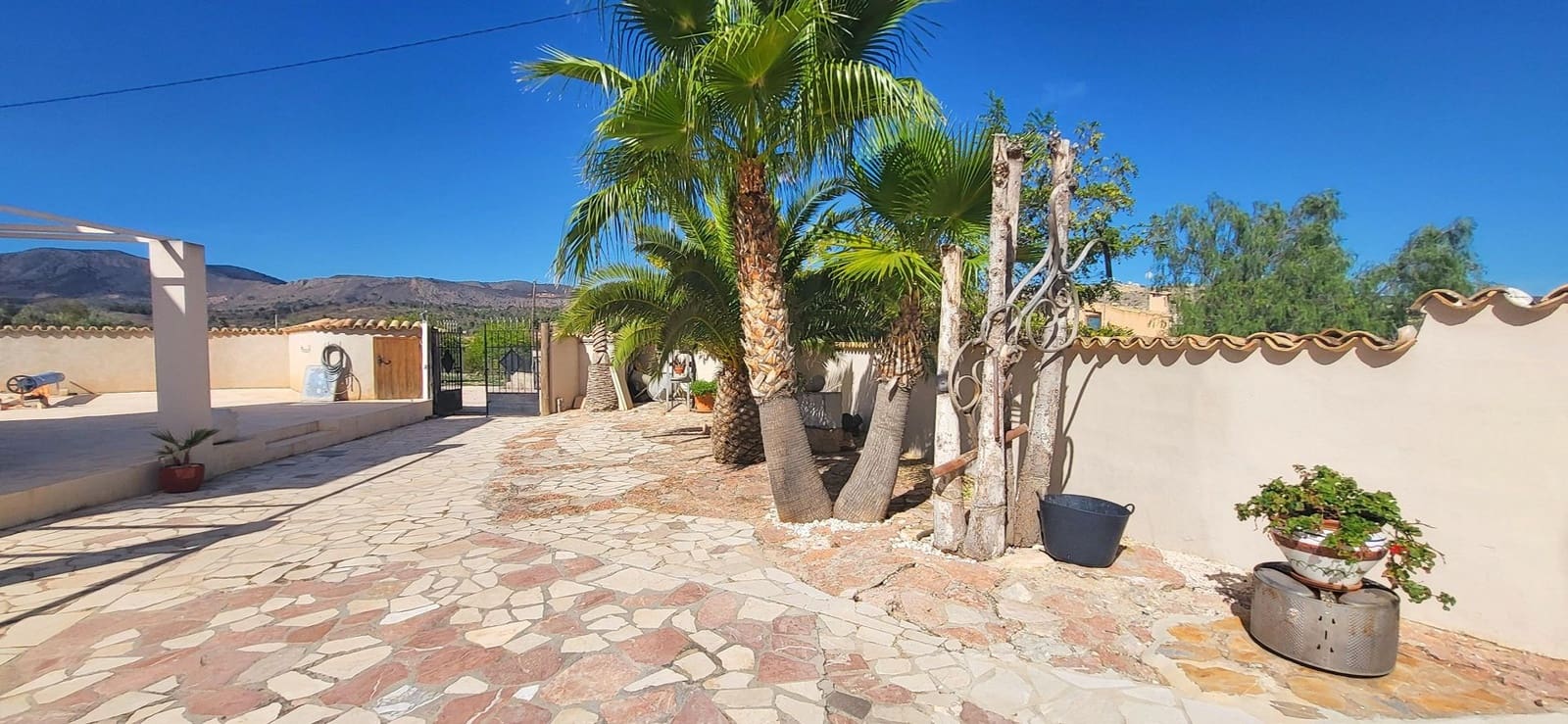 2 quarto Moradia para venda em La Romana com piscina garagem - 275 000 € (Ref: 9366972)