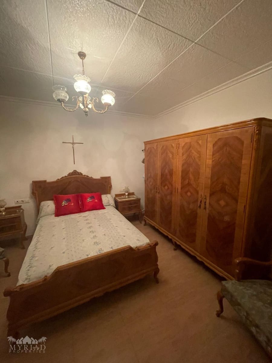 4 quarto Casa em Banda para venda em Pinoso com piscina - 295 999 € (Ref: 9371747)