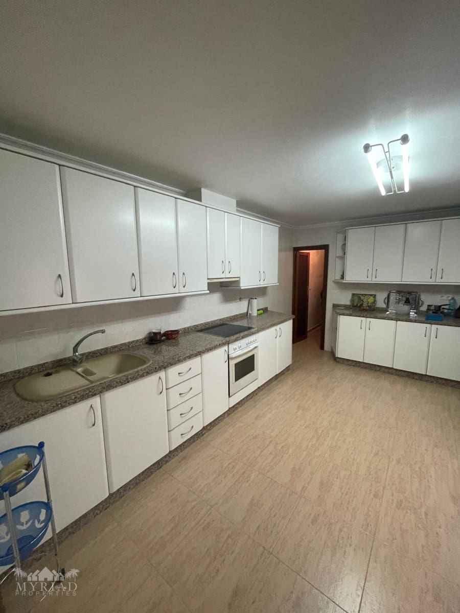 4 quarto Casa em Banda para venda em Pinoso com piscina - 295 999 € (Ref: 9371747)