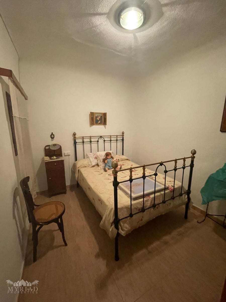 4 quarto Casa em Banda para venda em Pinoso com piscina - 295 999 € (Ref: 9371747)