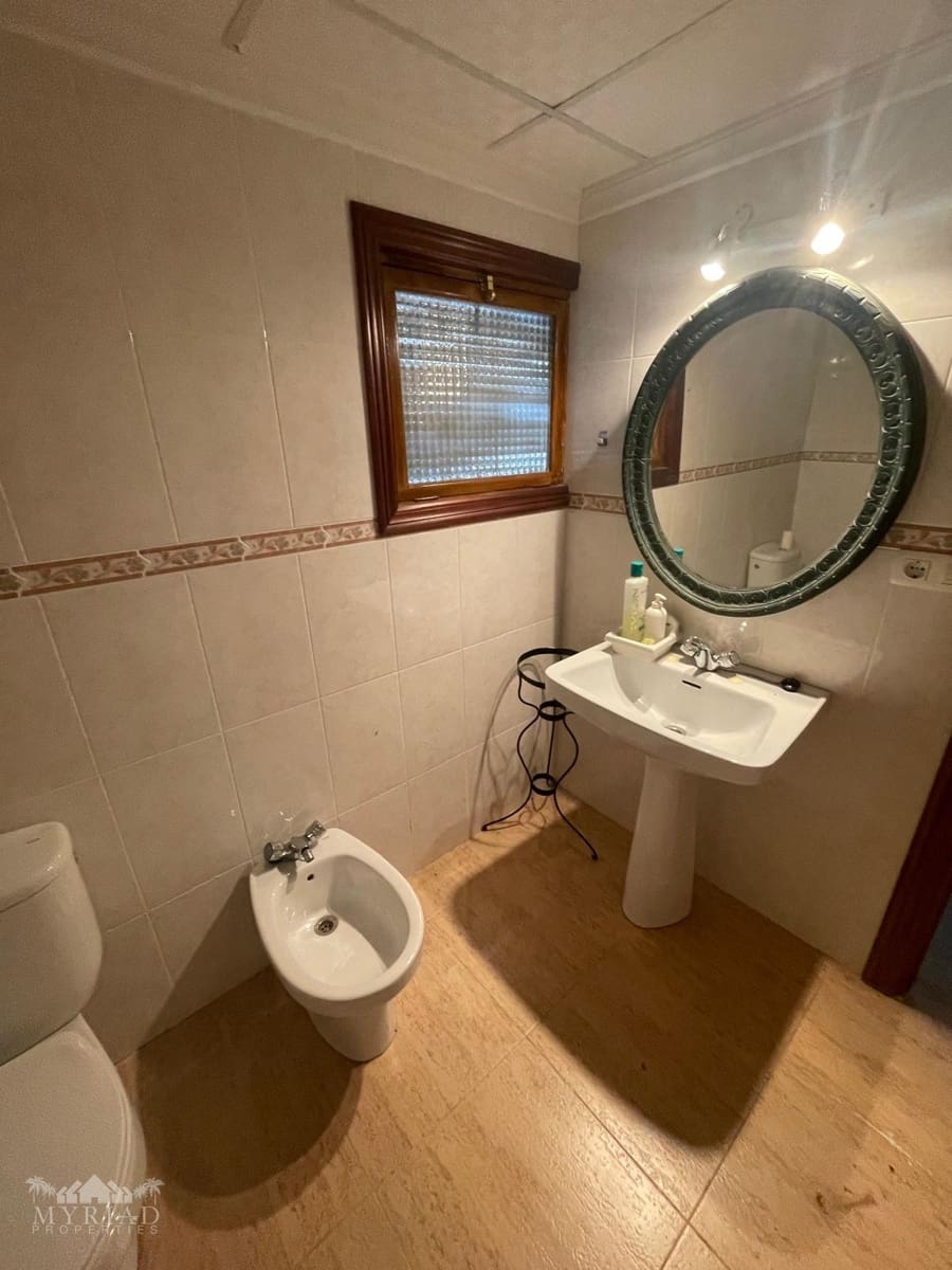 4 quarto Casa em Banda para venda em Pinoso com piscina - 295 999 € (Ref: 9371747)