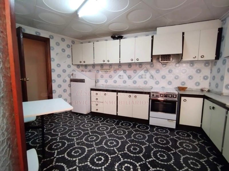 4 sovrum Lägenhet till salu i Sax med pool - 124 900 € (Ref: 9378747)