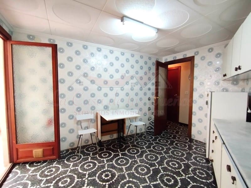 4 sovrum Lägenhet till salu i Sax med pool - 124 900 € (Ref: 9378747)