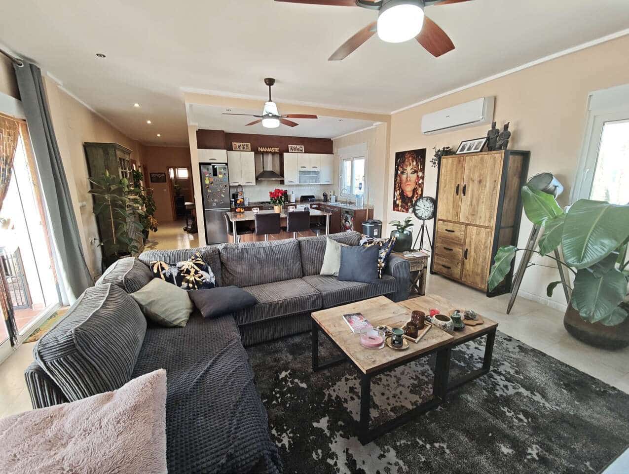 3 soverom Villa til salgs i Sax med svømmebasseng - € 399 995 (Ref: 9382353)