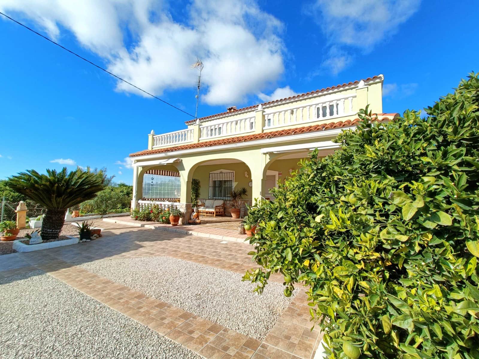 4 soveværelse Villa til salg i Hondon de los Frailes med swimmingpool garage - € 299.950 (Ref: 9382354)