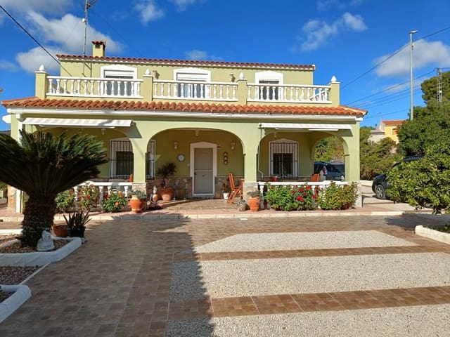 4 slaapkamer Villa te koop in Hondón de los Frailes met zwembad garage - € 299.950 (Ref: 9382354)