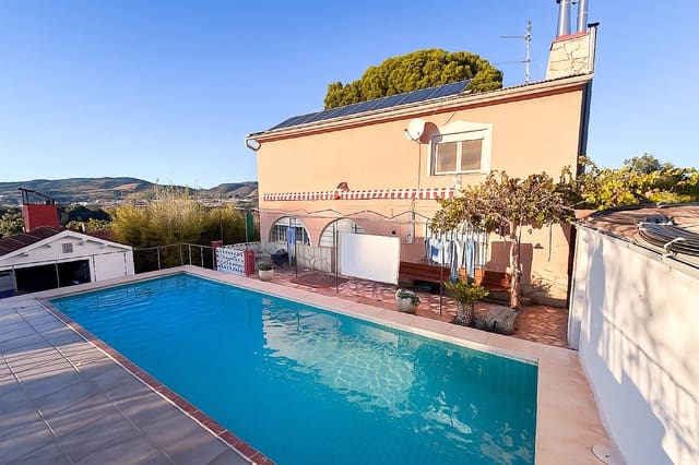 6 bedroom Villa for sale in Ibi with pool - € 650,000 (Ref: 9382357)