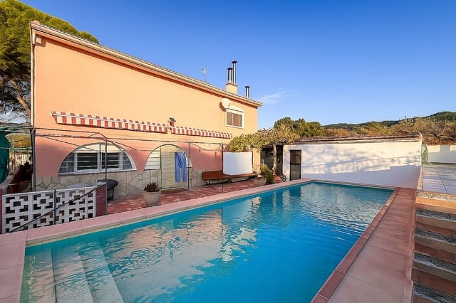 6 bedroom Villa for sale in Ibi with pool - € 650,000 (Ref: 9382357)