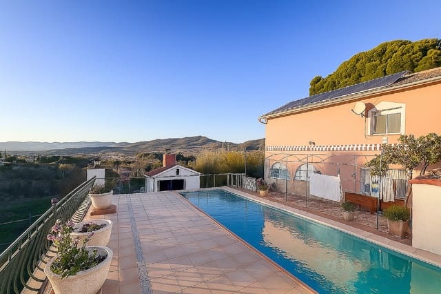 6 bedroom Villa for sale in Ibi with pool - € 650,000 (Ref: 9382357)
