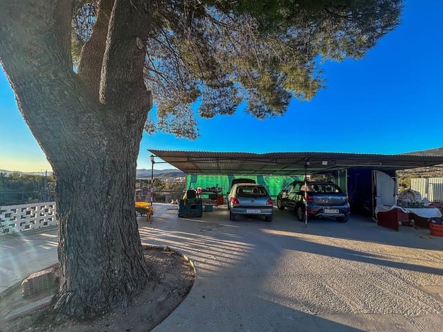 6 bedroom Villa for sale in Ibi with pool - € 650,000 (Ref: 9382357)