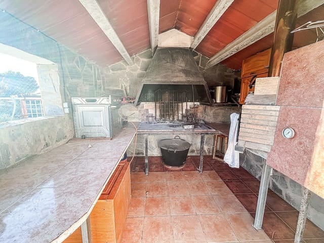 6 bedroom Villa for sale in Ibi with pool - € 650,000 (Ref: 9382357)