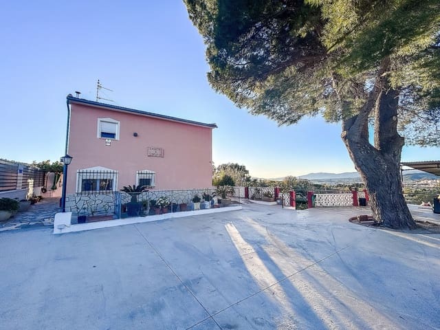 6 bedroom Villa for sale in Ibi with pool - € 650,000 (Ref: 9382357)