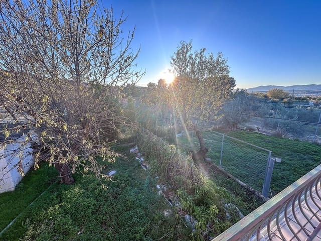 6 bedroom Villa for sale in Ibi with pool - € 650,000 (Ref: 9382357)