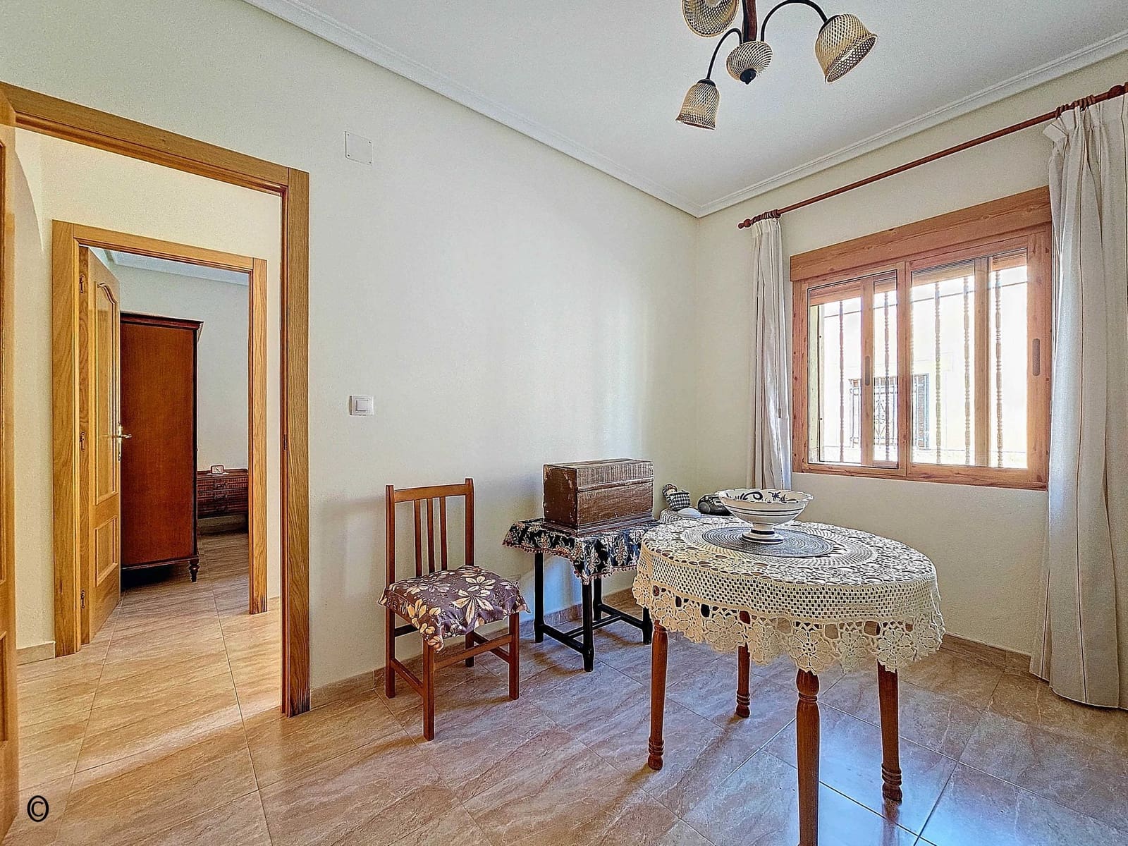 3 bedroom Townhouse for sale in Pinoso with pool garage - € 147,500 (Ref: 9385148)