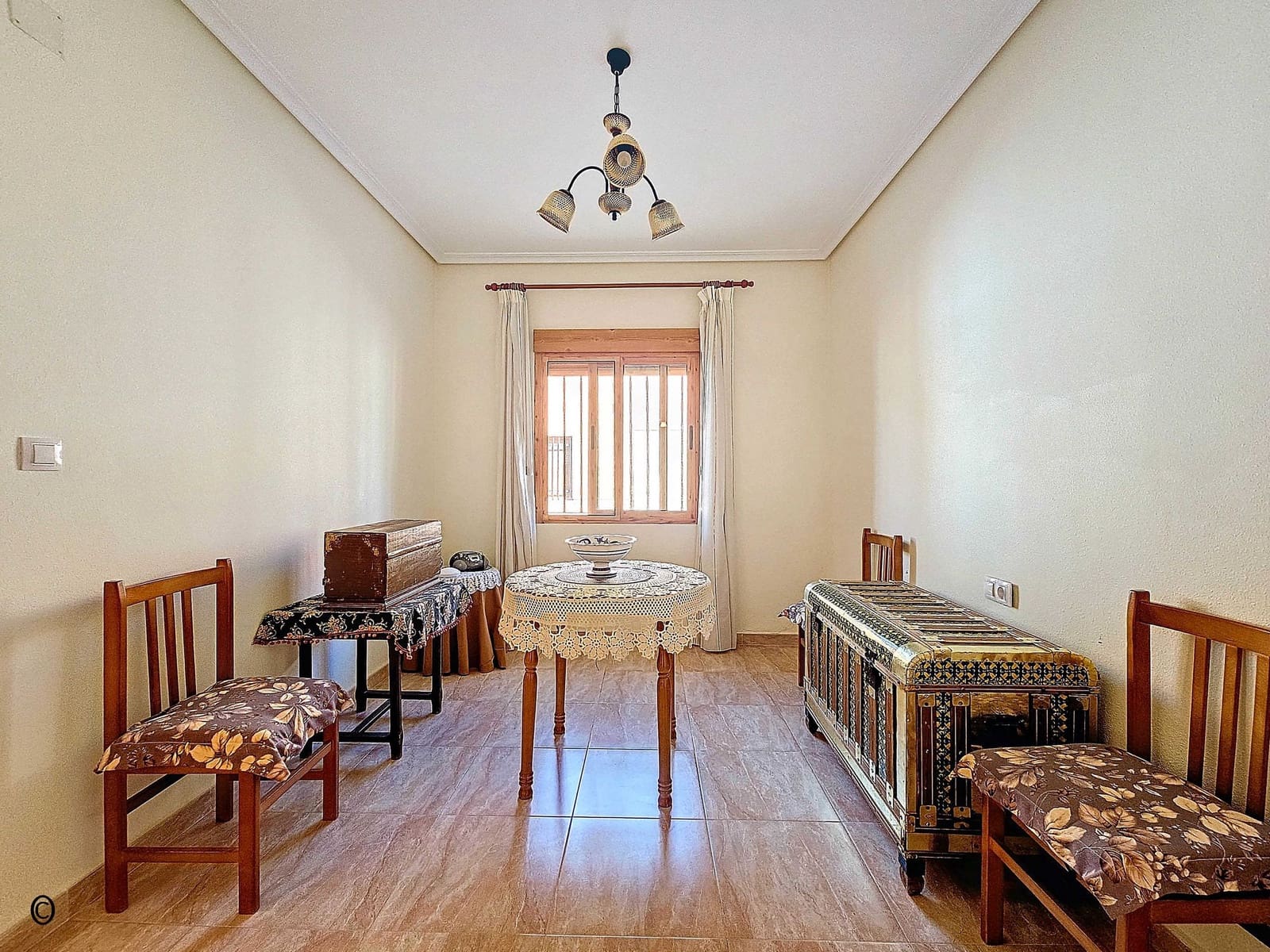 3 bedroom Townhouse for sale in Pinoso with pool garage - € 147,500 (Ref: 9385148)