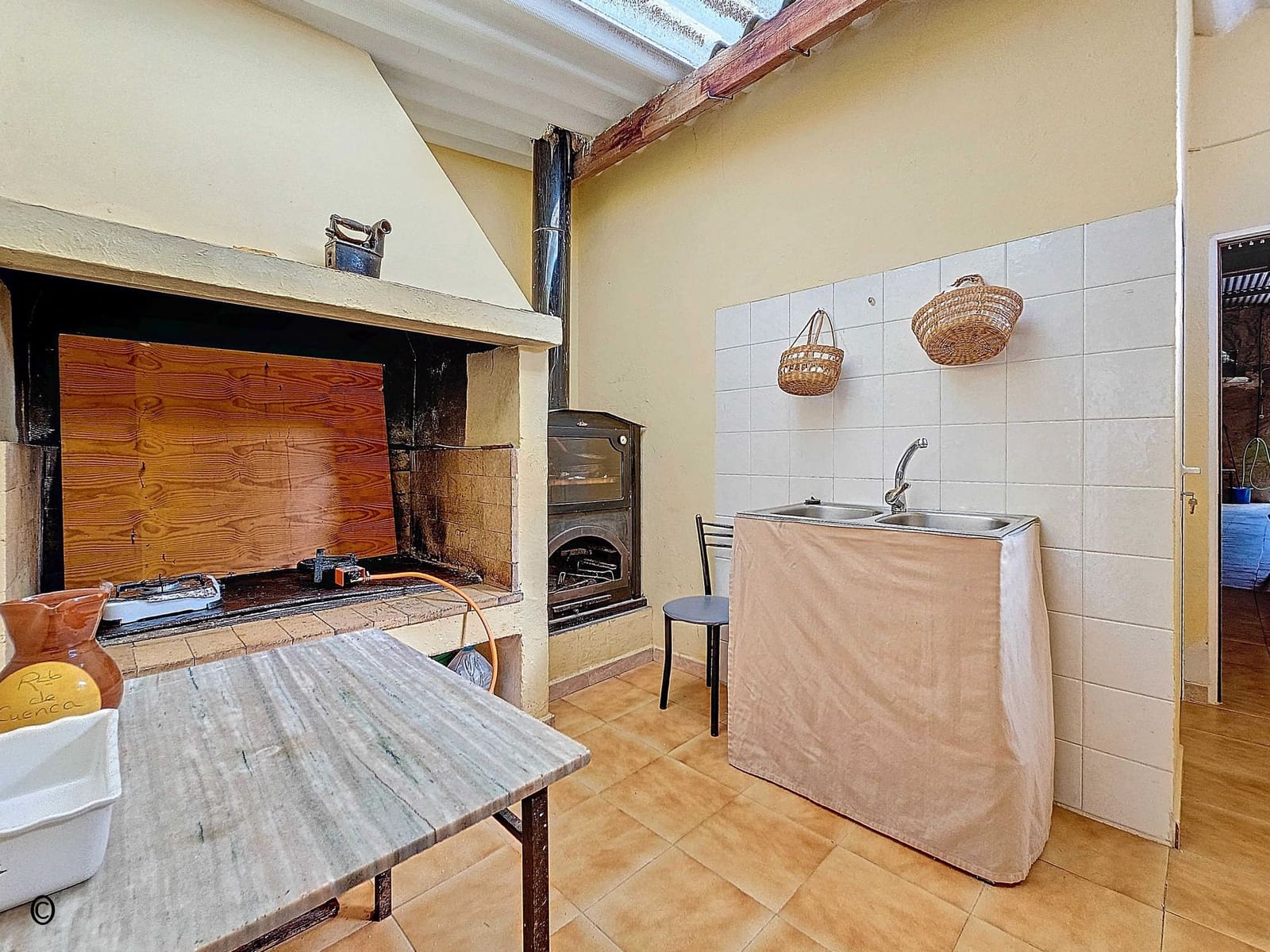 3 bedroom Townhouse for sale in Pinoso with pool garage - € 147,500 (Ref: 9385148)