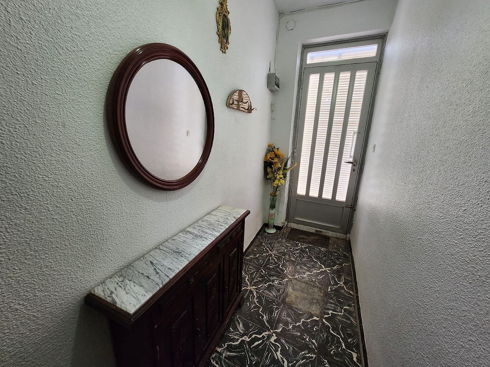 6 soverom Hus til salgs i Yecla med svømmebasseng garasje - € 119 500 (Ref: 9385149)