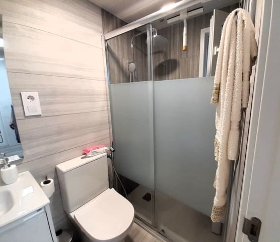 2 soveværelse Byhus til salg i Salinas med swimmingpool - € 90.000 (Ref: 9388546)