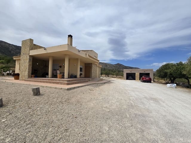 4 soverom Villa til salgs i Salinas med svømmebasseng garasje - € 315 000 (Ref: 9398842)