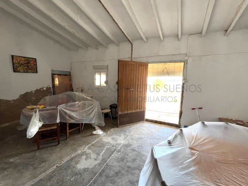 2 soveværelse Finca/Landehus til salg i Elda med swimmingpool - € 150.000 (Ref: 9400399)