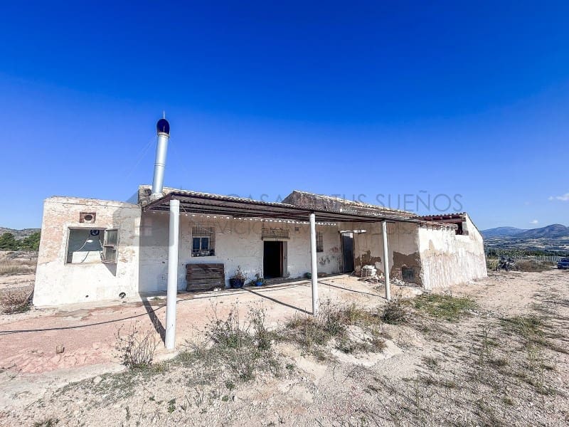 2 soveværelse Finca/Landehus til salg i Elda med swimmingpool - € 150.000 (Ref: 9400399)