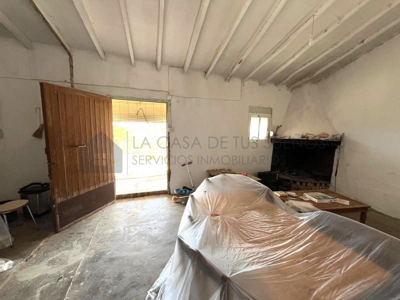 2 soveværelse Finca/Landehus til salg i Elda med swimmingpool - € 150.000 (Ref: 9400399)